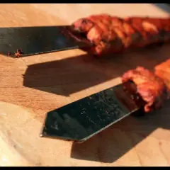 Ostre noże do krojenia mięsa kebab skład.