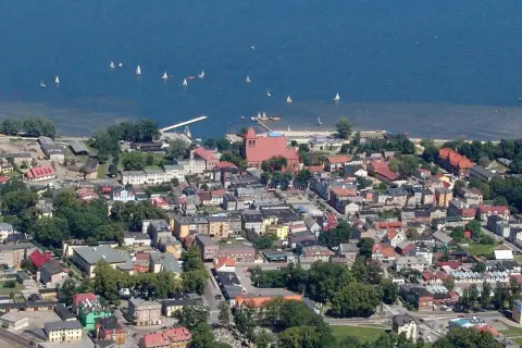 Puck: Gdzie zjeść? Odkryj najlepsze ryby i smaki Kaszub!