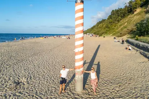 Gdzie zjeść w Jastrzębiej Górze? Smaki Bałtyku i sprawdzone adresy!