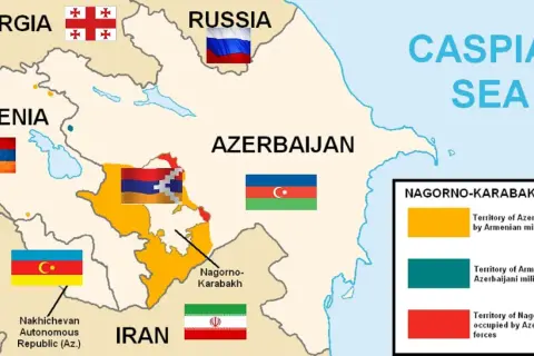 Mapa Kaukazu z zaznaczonym konfliktem o Karabach. Pokazuje granice Armenii, Azerbejdżanu, Gruzji, Rosji, Turcji i Iranu.