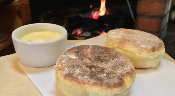 Ustrzyki Górne: Co zjeść i gdzie? Przewodnik po smakach Bieszczad