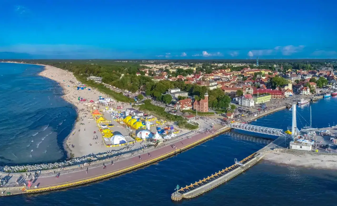 Plaża Wschodnia Ustka vs Plaża Zachodnia Ustka