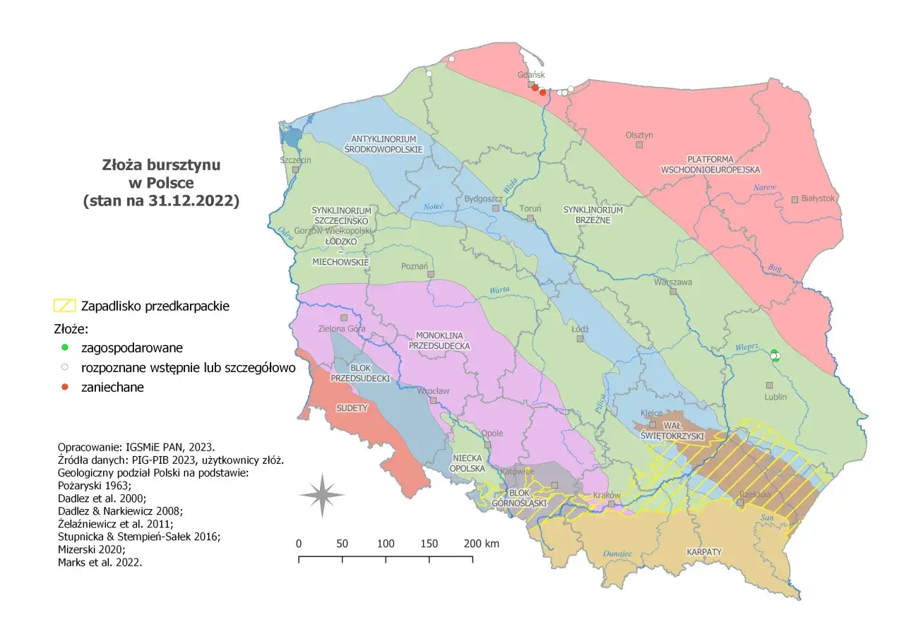 Mapa Polski z zaznaczonymi miejscami występowania bursztynu
